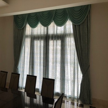 American style curtains with design