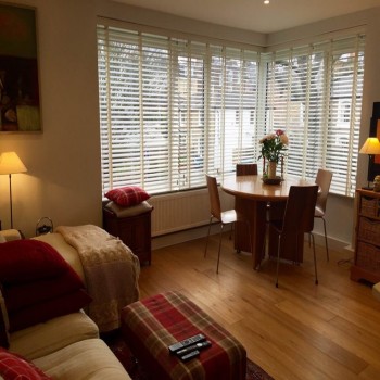 Wood venetian blinds